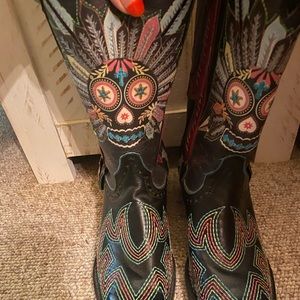 Ariat Skull and Headdress Boots